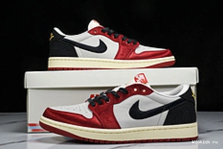 Room Home Trophy Low Jordan 1 OG Retro 1029